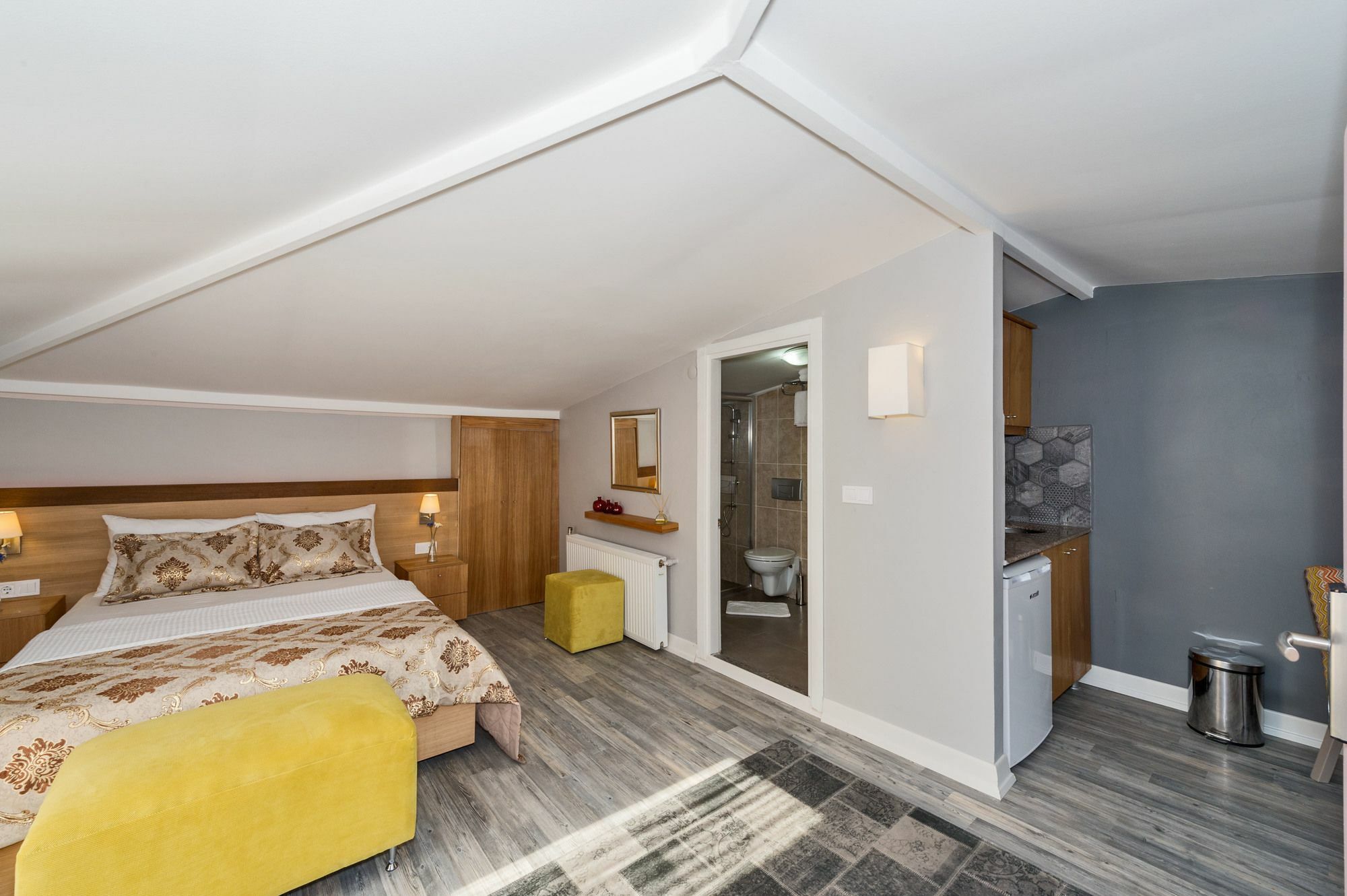 Cirrus Suites Tomtom Istanbul Bagian luar foto